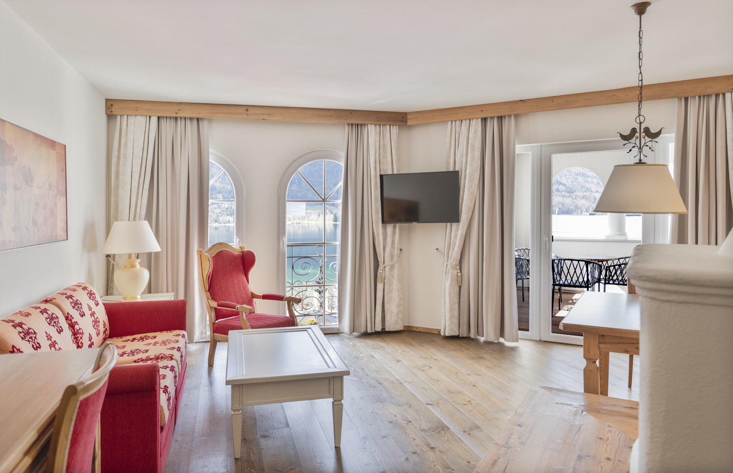 700-Euro-Gutschein für Ihren Wohlfühlurlaub im ****S Hotel Ebner's Waldhof am See