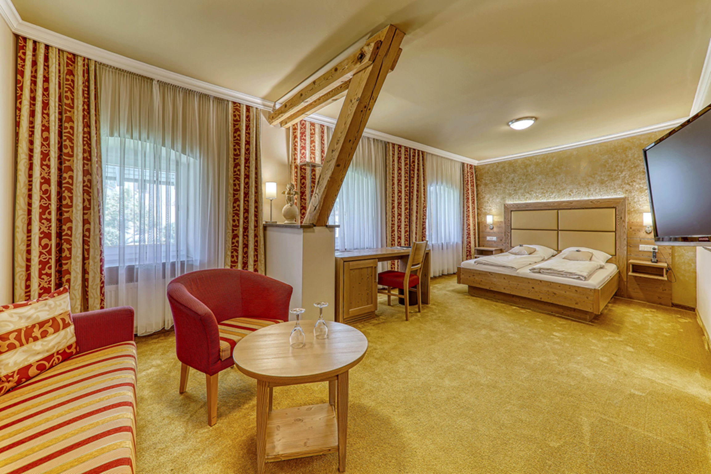 300-Euro-Gutschein für Urlaub im Hotel Schlossgasthof Rösch